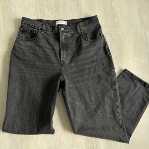 ABERCROMBIE 90S STRAIGHT ULTRA HIGH RISE JEANS